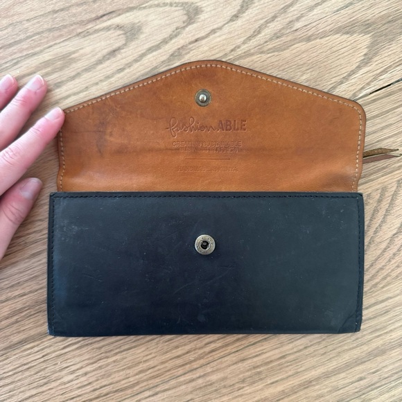 Able Black and Brown Leather TriFold Wallet - Picture 7 of 7